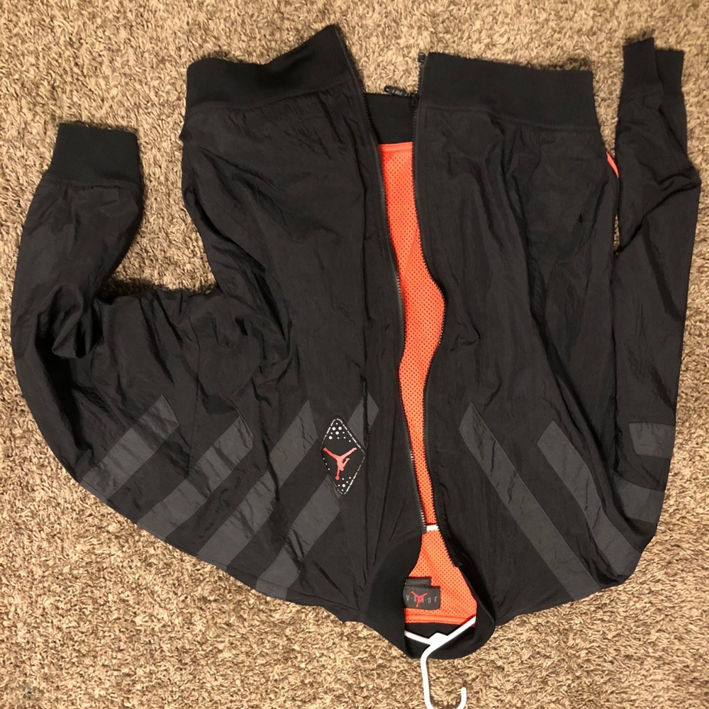Jordan windbreaker